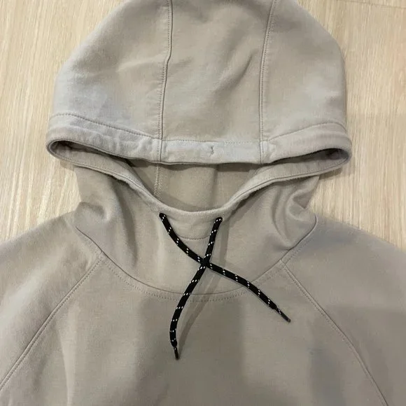 Men's Beige Short Sleeve Old Navy Sweater - Size M - Picture 2 of 5